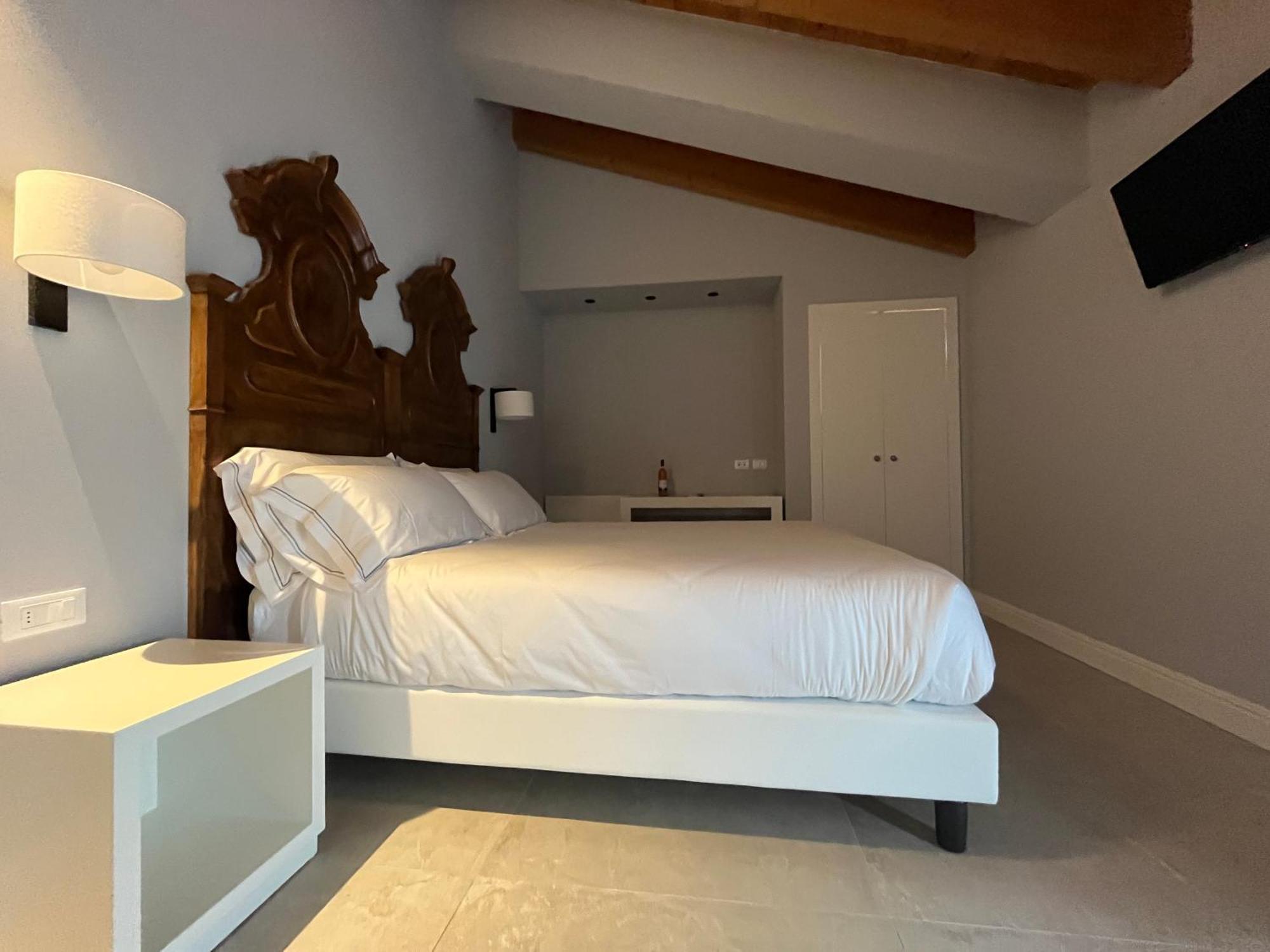 Agriturismo La Rondinella 拉齐塞 外观 照片